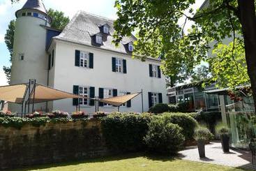 ホテル Schloss Rockenhausen