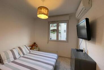 آپارتمانهای توریستها Appartement T4 Très Bien Situé Et Climatisé