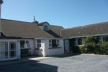 Fuchsia House Bed And Breakfast Connemara