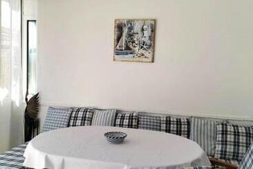 آپارتمان‌های توریست‌ها Villetta Luna