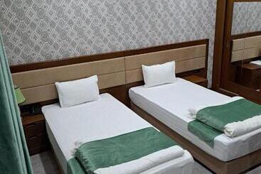 فندق Golden Minaret With Restaurant