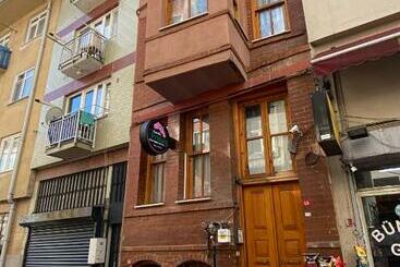 ホテル Casa De Fri̇da S Beşi̇ktaş