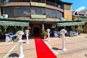 Отель Pensiunea La Palia