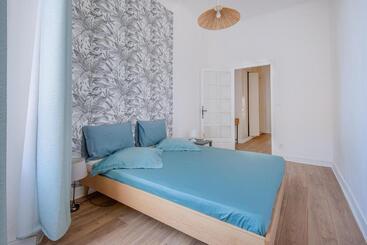 آپارتمان‌های توریست‌ها Le Balcon Du Vieux Port Amazing Sea View