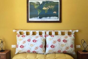 צימר Stanza Privata In Attico Con Terrazza   Lakeholiday It