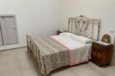 Жильё для туристов La Tortorella