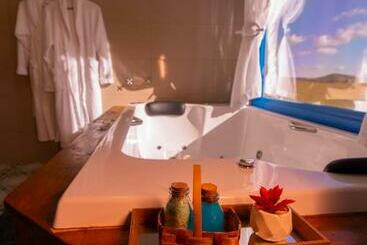 פנסיון Chalés Corucacas