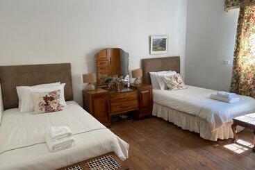 ペンション Dwarsvlei Guest Farm