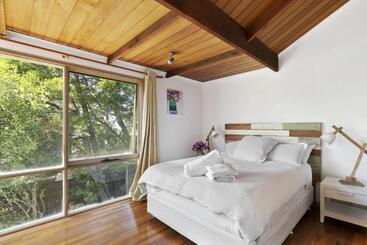 آپارتمانهای توریستها Fern House