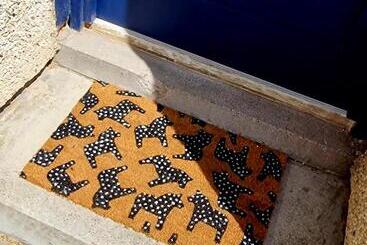 דירות לתיירים Three Bridges Waterfront