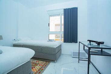 דירות לתיירים 029 Lux Penthouse   Alicante Holiday