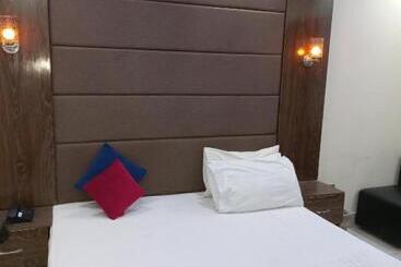 هتل Executive One