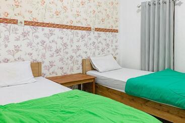 ホテル Lesehan Cahaya Tetebatu Inn Syariah At Desa Wisata