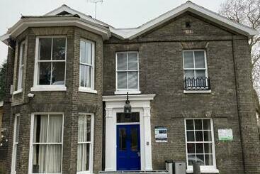 فندق The Earlham