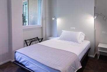 פנסיון Flaminia354   B&b