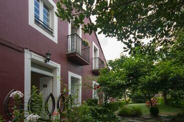 הוסטל Casa Peltre