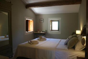 مبيت وإفطار Mas Du Rollier Chambres D Hôtes