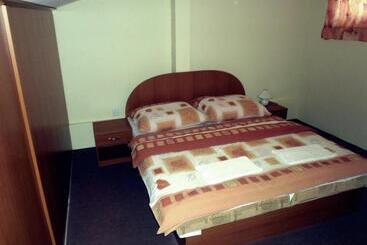 פנסיון K Plus Penzión