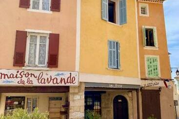 بنسيون Lou Mistral