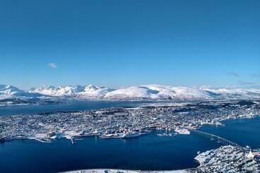 بنسيون Tromso Coco Apartments In Center
