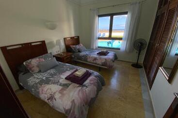 관광객 아파트 Villa Berna With Sea View