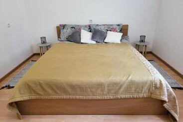 游客公寓 Alka Lake Inn