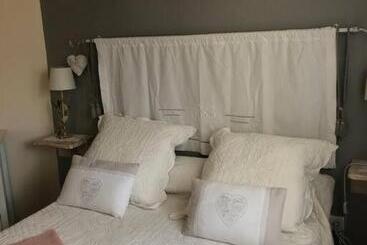 ツーリストアパートメント Gîte En Pays Cathare