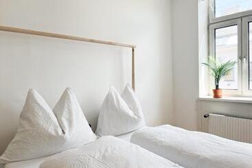 آپارتمان‌های توریست‌ها Central Apartment Next To Belvedere Castle