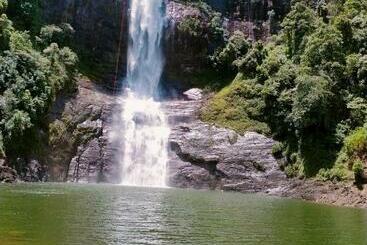 فندق صغير Rock View Rest Hatton