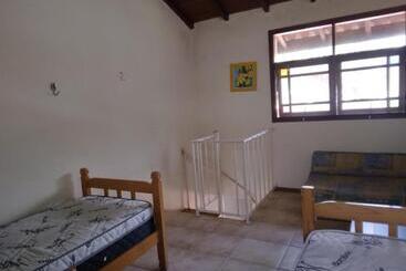 游客公寓 Apartamento Duplex A 100 Metros Da Praia De Boracéia