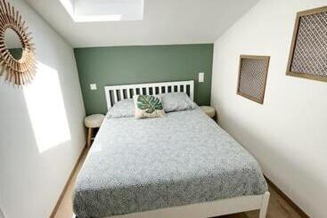 آپارتمانهای توریستها Duplex Centre Ville   50m De La Plage   Clim   Garage   Netflix