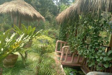 بنسيون Sigiriya Nature View Home Stay