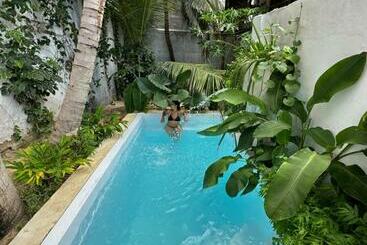 پانسیون Chalé Da Sereia Apart Hotel Com Cozina Piscina Oásis No Centro De Jericoacoara