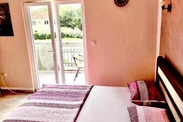 آپارتمان‌های توریست‌ها Studio Elena