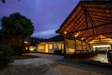 Общежитие Lost & Found   Kandy