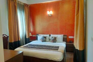 בית מלון כפרי Amisa Golf Course Road Mg Road