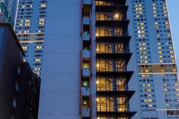 בית מלון כפרי Joylive Bsd City