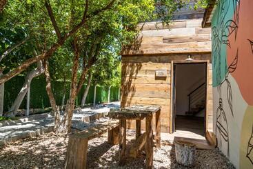 בית מלון כפרי Suess Alaçatı