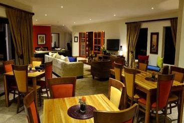 Bezweni Lodge