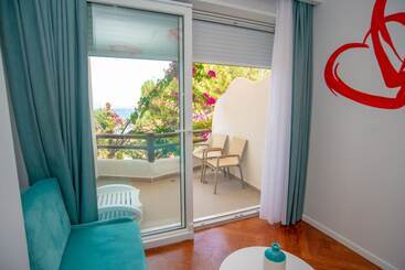 شقة فندقية Bougainville Bay