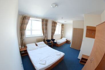 ホテル Stacja Kutno