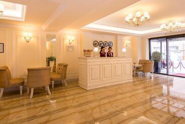 Paris Hotel Yerevan