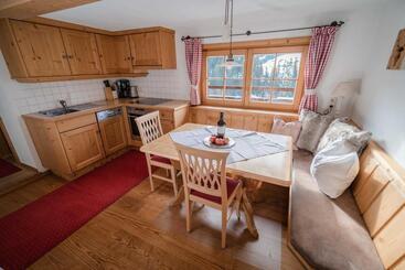 بنسيون Gästehaus Leirerhäusl