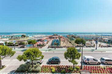 住宿加早餐  Elisabetta Frontemare