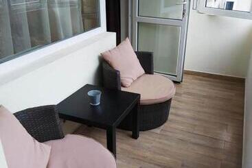 آپارتمان‌های توریست‌ها Cristal Metropolis