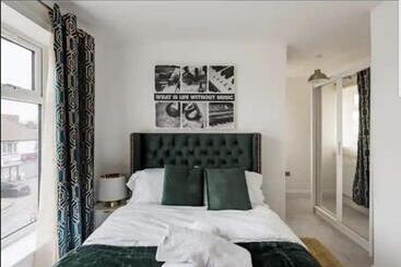 ツーリストアパートメント Penthouse Luxury Apartment