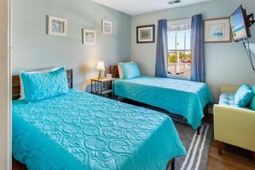 Жильё для туристов 5170 Rva Hideaway 1 Mile To Beach