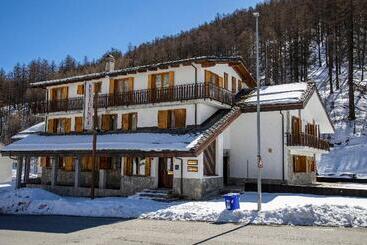 هتل آپارتمان Residence Nube D Argento
