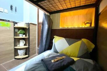 هاستل Royal Paris Guest House 皇家巴黎賓館