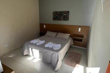 Общежитие Pousada Cristhal Paraty